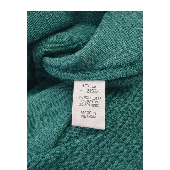 Zenana NWOT Cozy Turtleneck Sweater Green 2X/3X Oversized Soft Knit - Picture 7 of 8